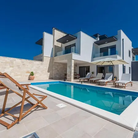 Villa Oasis Sukošan